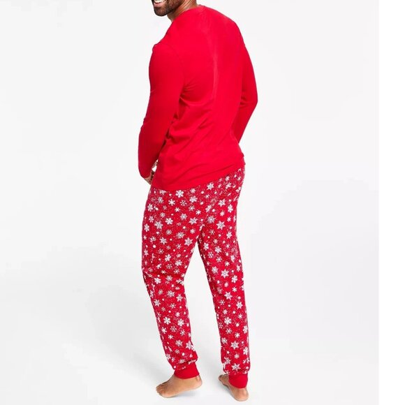 Family Pajamas Men's 2-Piece Pajama Set, Red Merry Christmas Snowflake - Picture 2 of 6